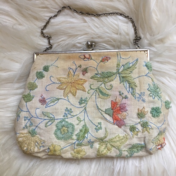 🌼1950s embroidered purse🌸 - Picture 3 of 4